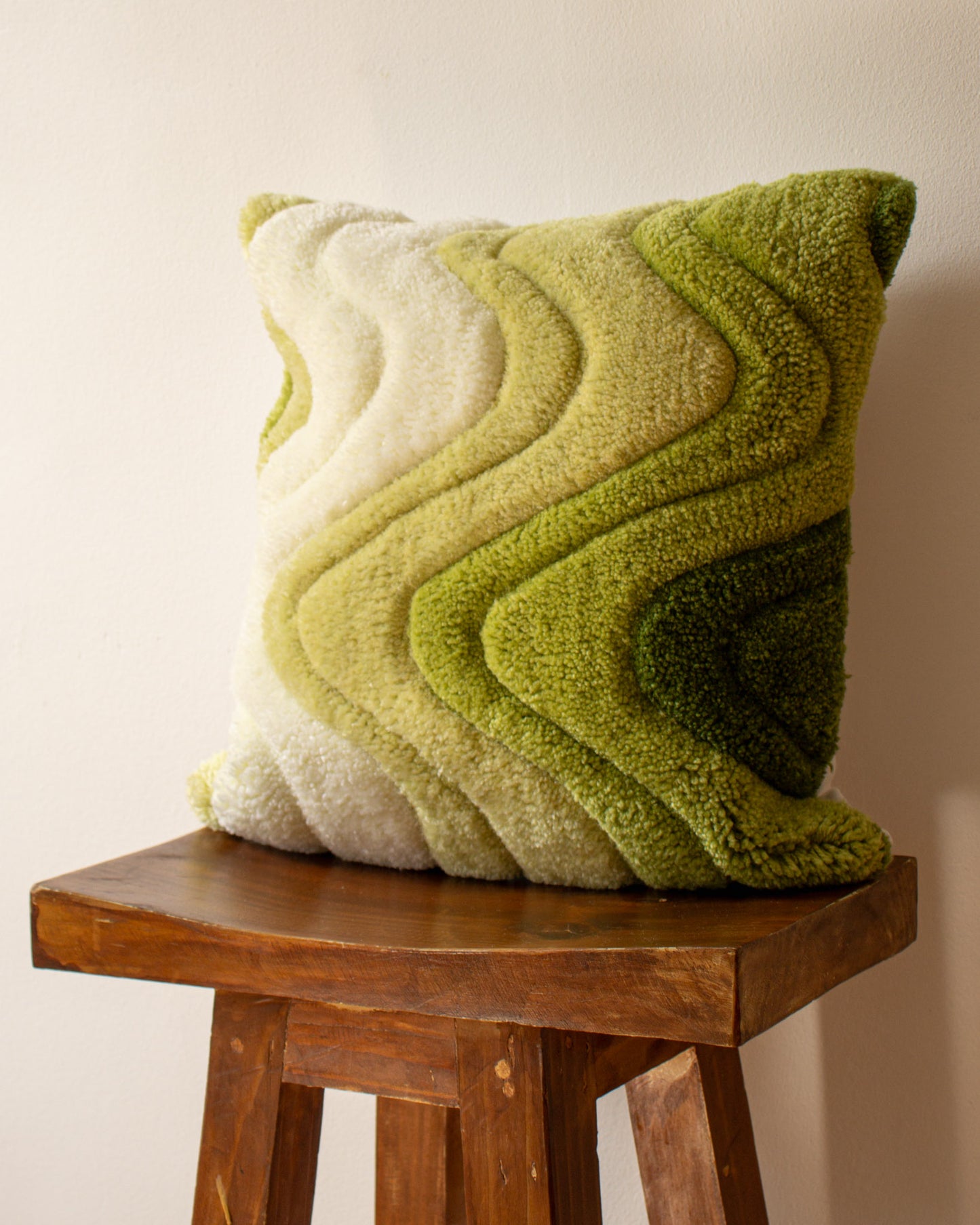 WAVES Hand-Tufted Cushion Cover